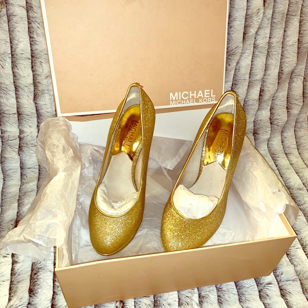 Authentic Michael Kors Gold Stiletto heels